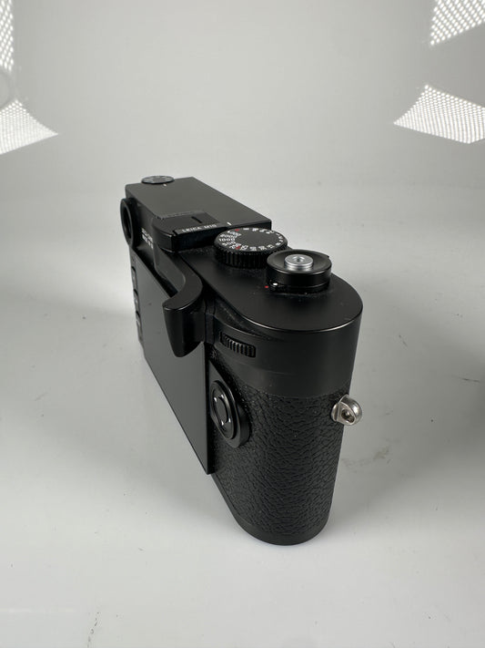 Leica M10 Black Chrome Digital Rangefinder Camera Body