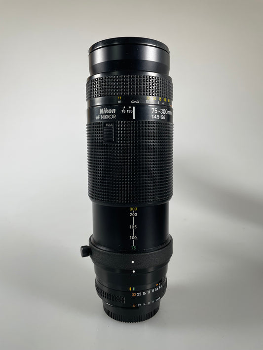 Nikon AF Nikkor 75-300mm F/4.5-5.6 Lens