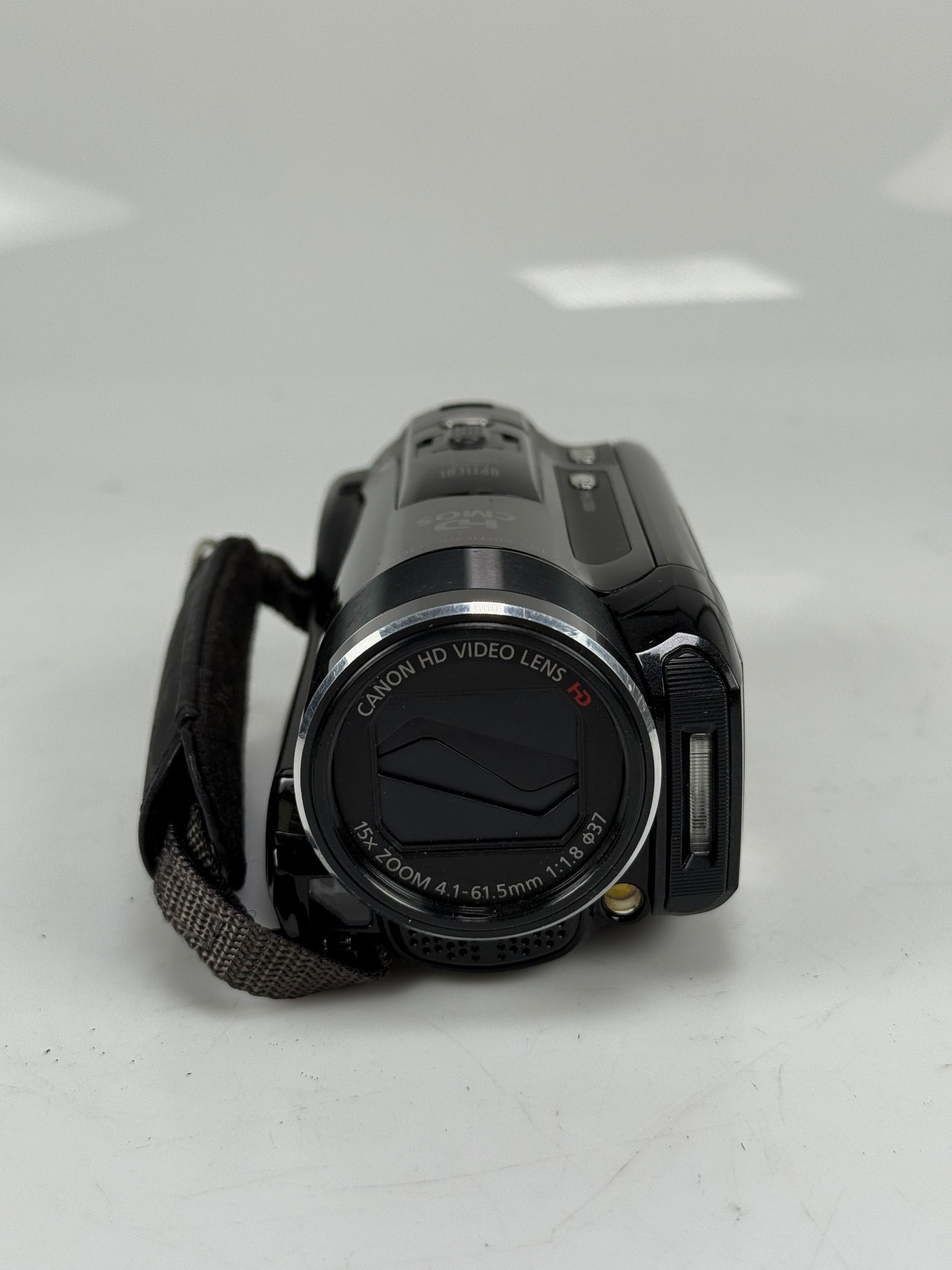 CANON Vixia HFM31 Full HD 15X Optical Zoom 32GB Built-In Storage camcorder