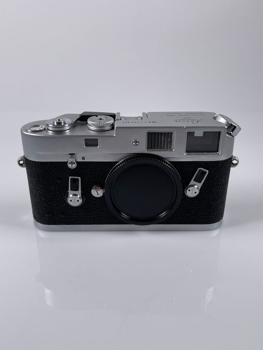 Leica M4 Chrome 35mm rangefinder film camera body