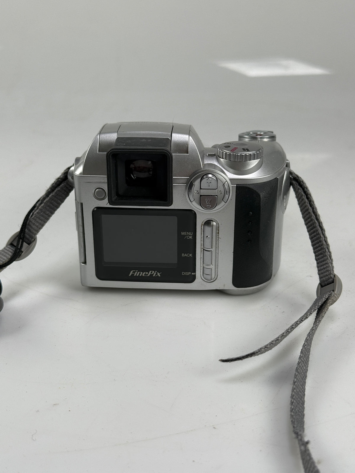 Fuji Fujifilm FinePix S3000 6x Camera Digital Camera 3.2MP