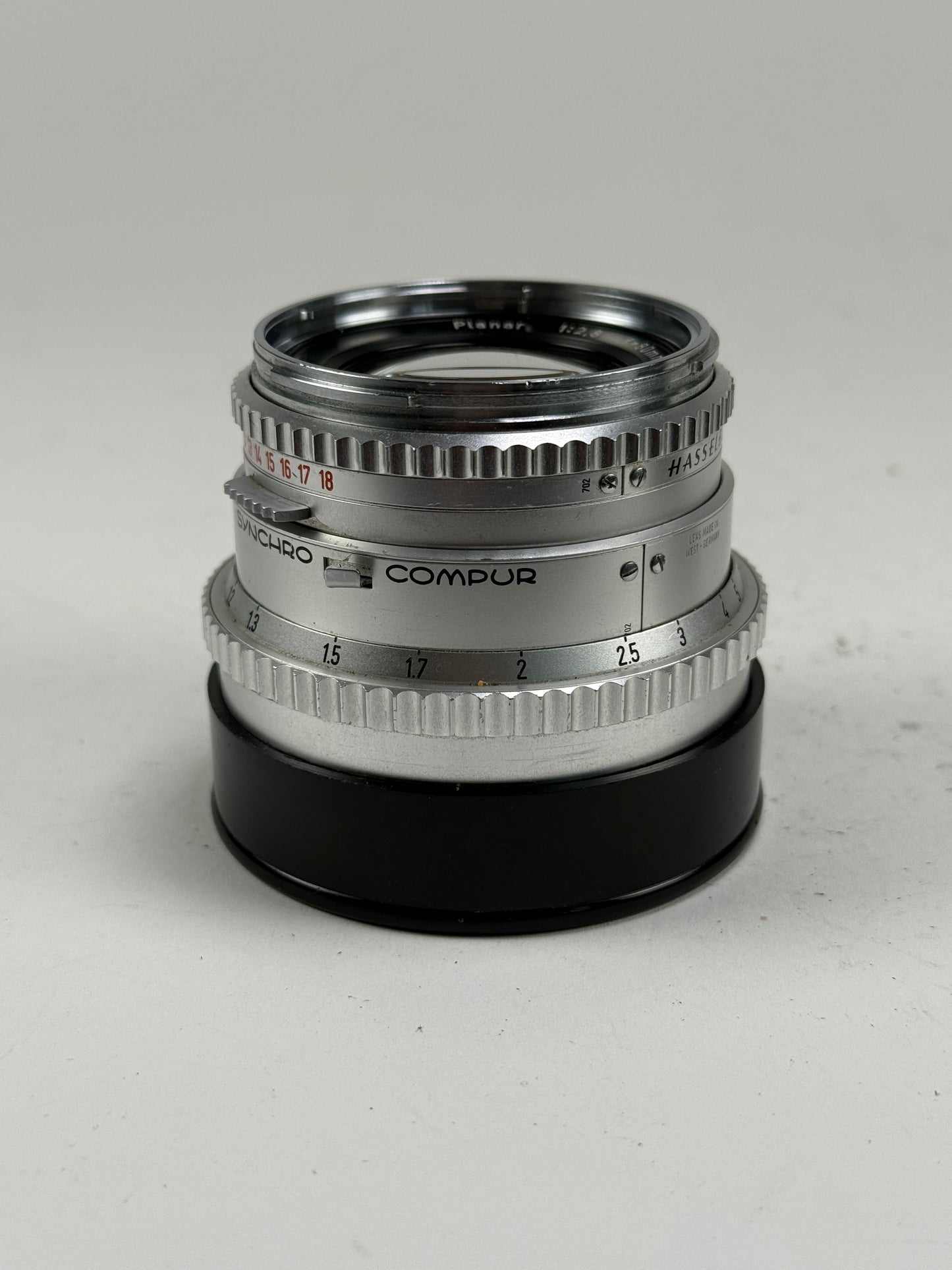 Hasselblad Carl Zeiss planar C 80mm F2.8 lens chrome silver