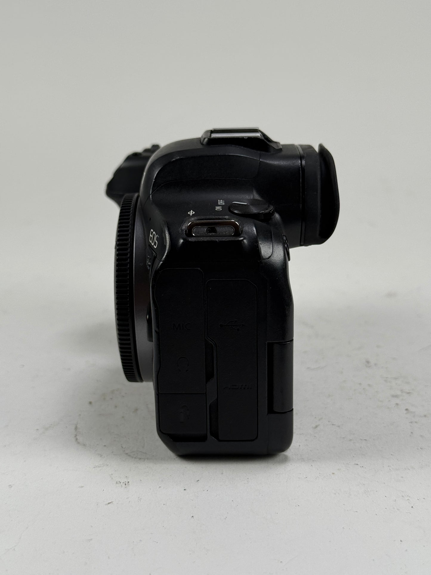 Canon EOS R6 20MP Full-Frame Mirrorless Camera Body
