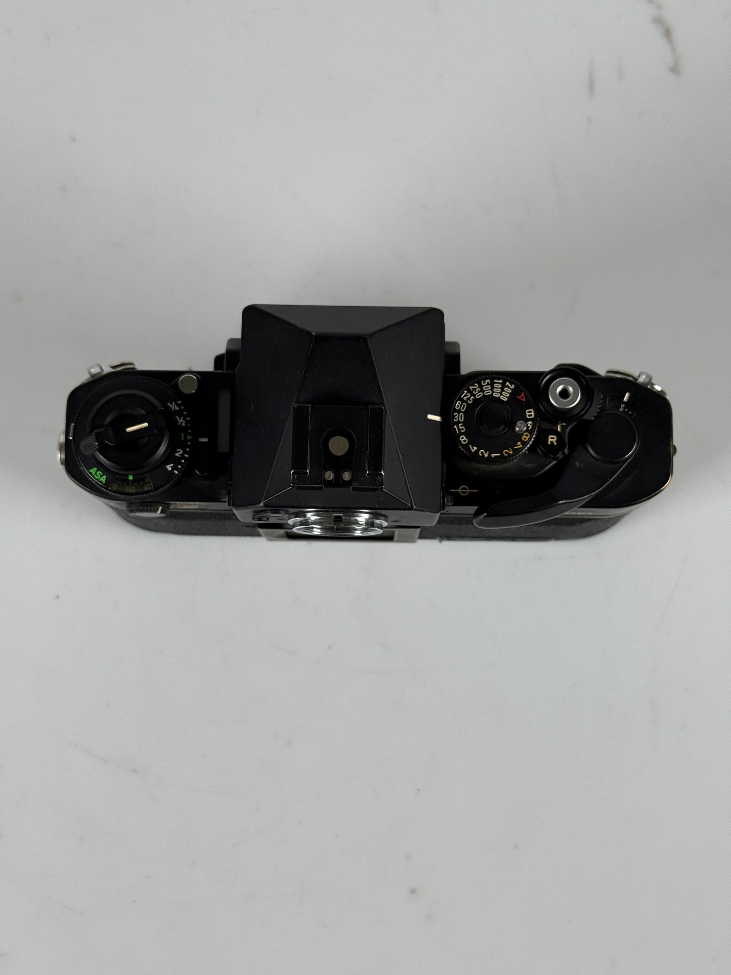 Canon F-1 New 35mm SLR Film Camera black Body with battery