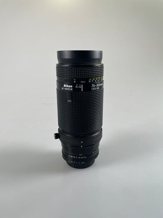 Nikon AF Nikkor 75-300mm F/4.5-5.6 Lens