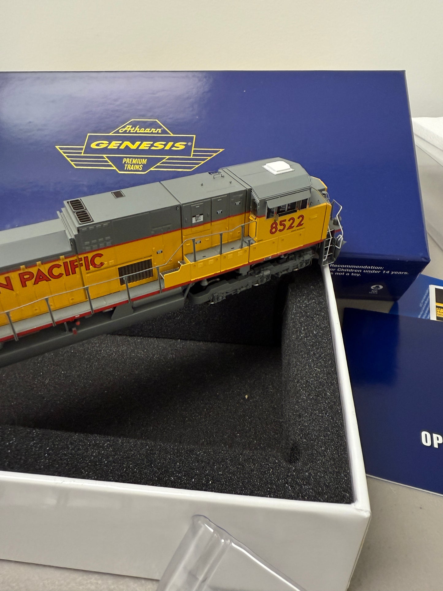 HO Athearn Genesis Union Pacific ATHG27326 with sound Tsunami 2 SD90MAC-H Phase II 8522
