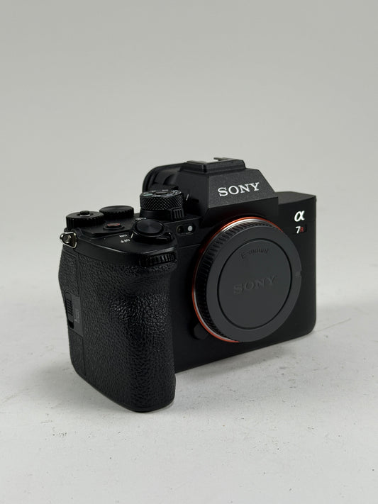 Sony a7R V 61MP Mirrorless Digital Camera - Black (Body Only) (Copy)