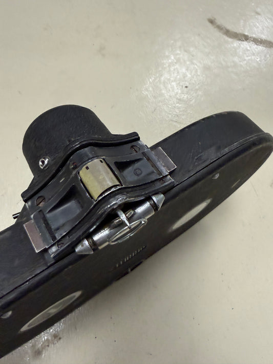 Arriflex 16mm Camera 500 feet foot Film Magazine