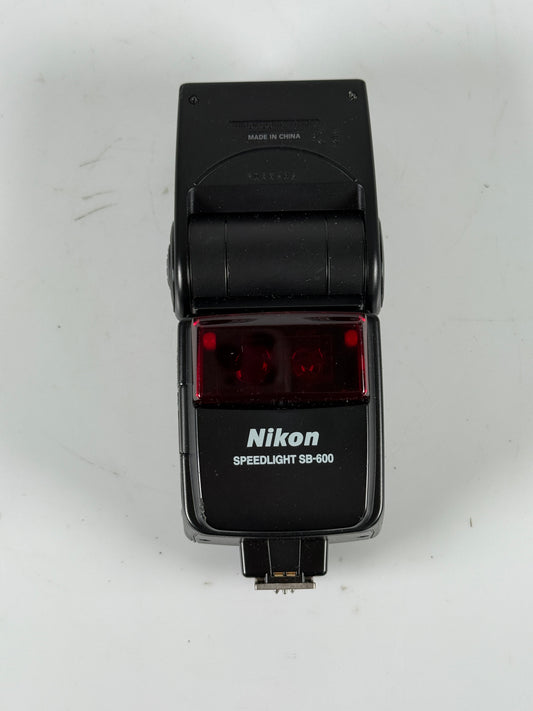 Nikon SB-600 Speedlight TTL Flash SB600