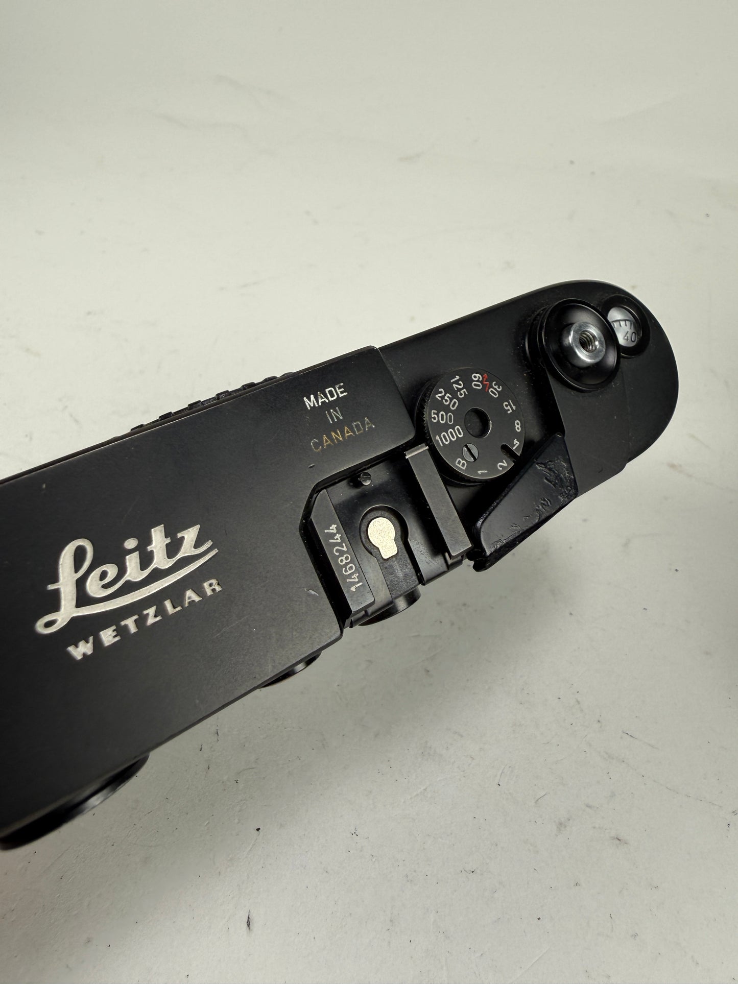 Leica M4-2 35mm rangefinder film camera black “Made in Canada” Rare V1