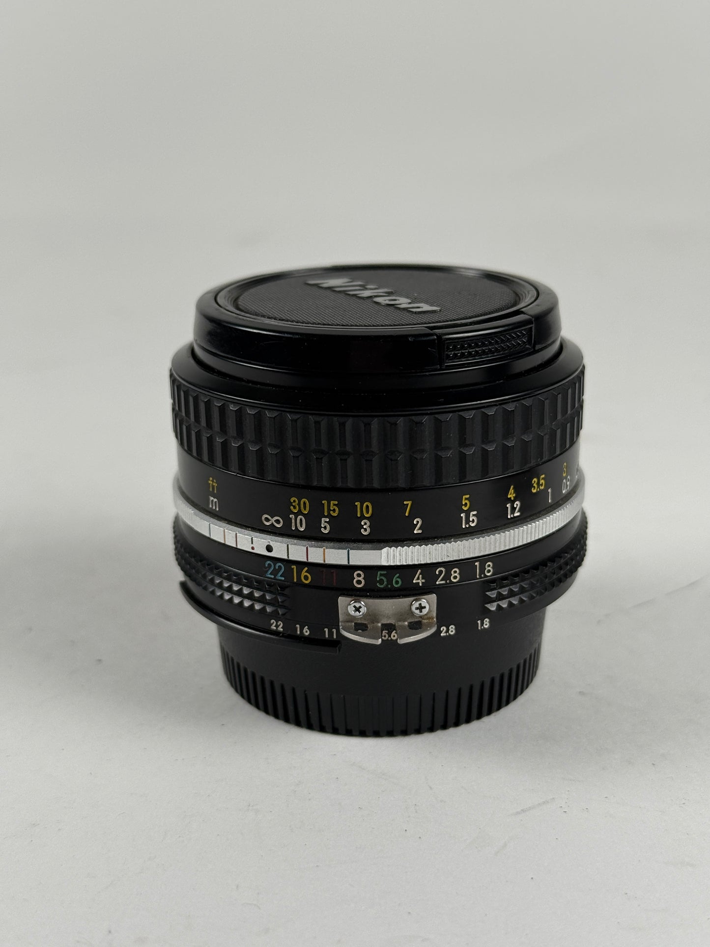 Nikon Nikkor 50mm f1.8 Ai Lens
