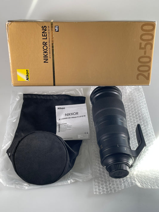 Nikon AF-S 200-500mm f5.6 E ED VR Lens + Hood