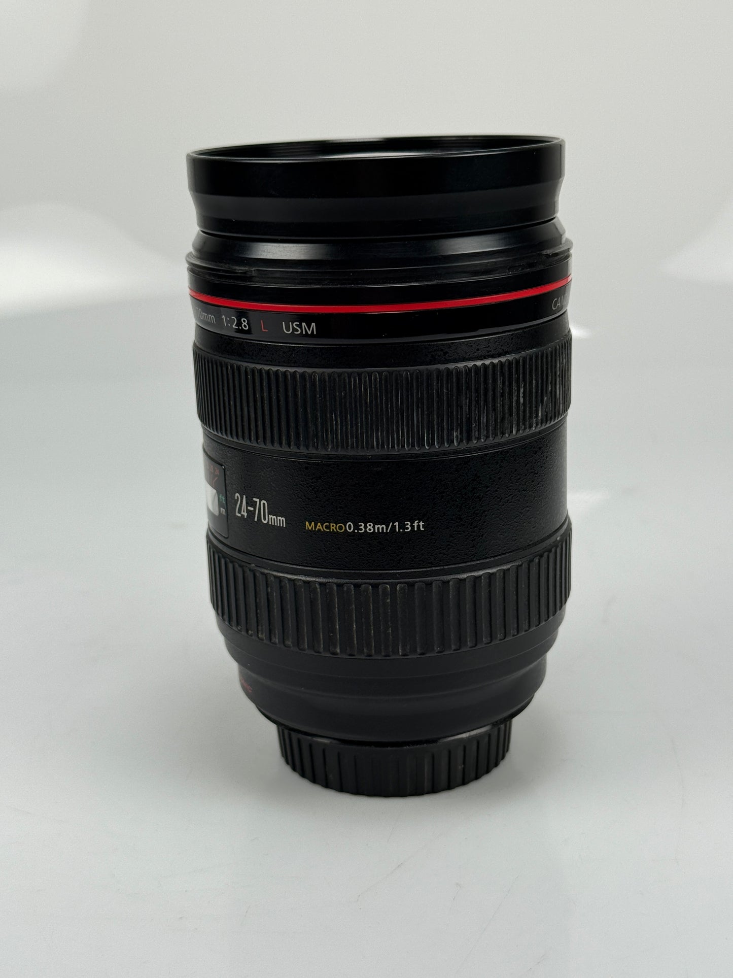 Canon EF 24-70mm F2.8L USM Digital lens