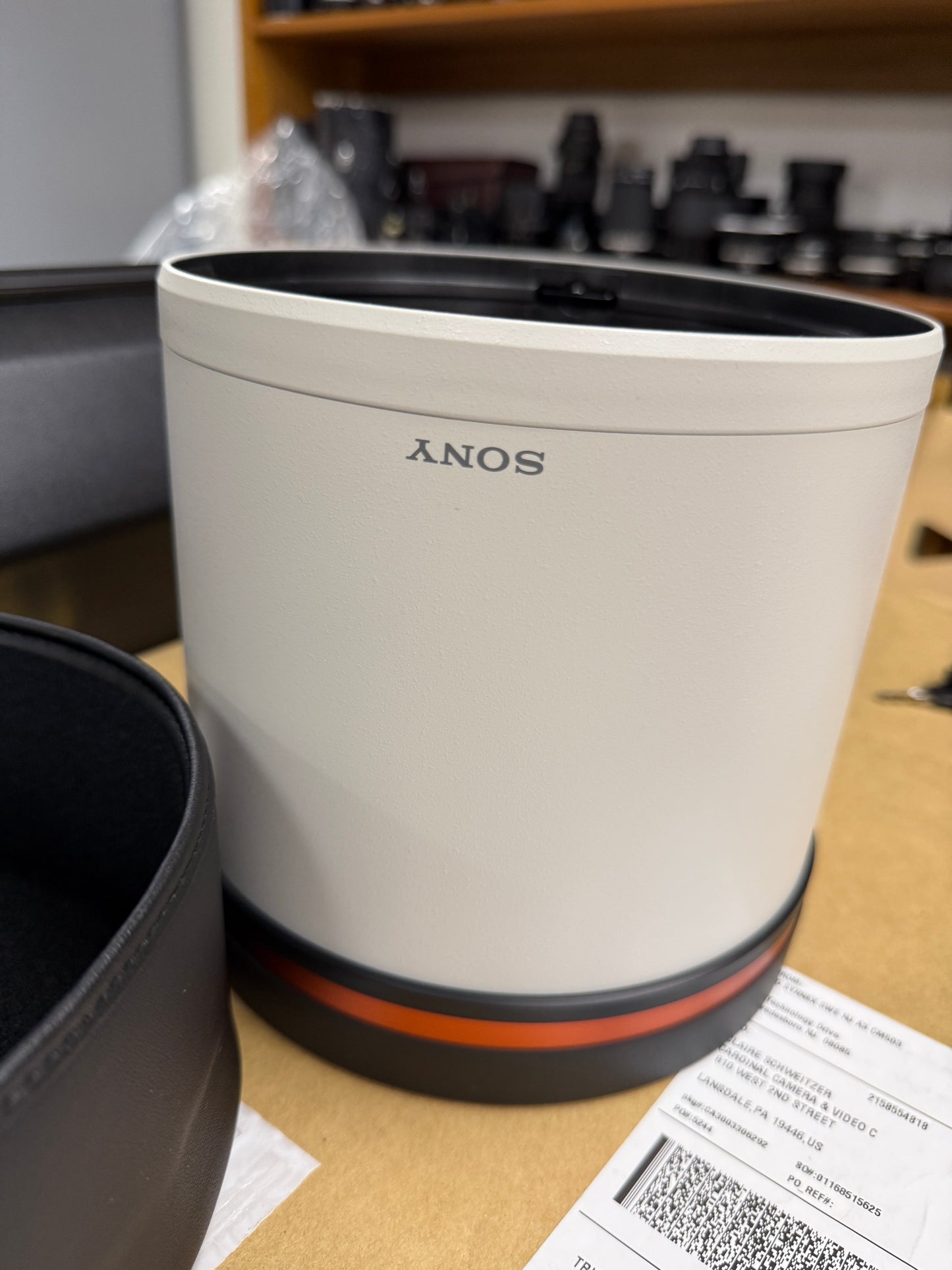 Sony FE 600mm f/4.0 GM OSS Super Telephoto G master lens