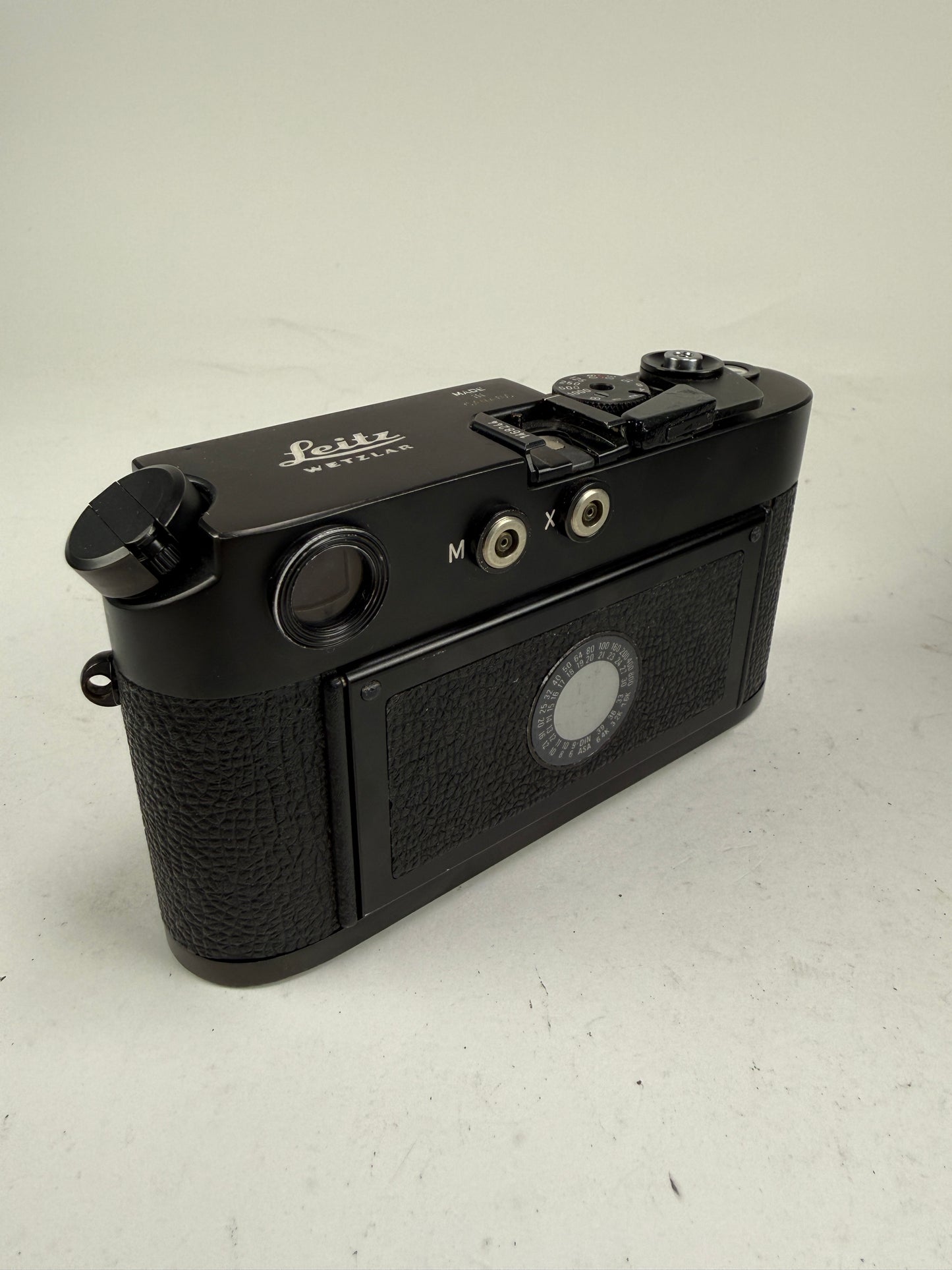 Leica M4-2 35mm rangefinder film camera black “Made in Canada” Rare V1