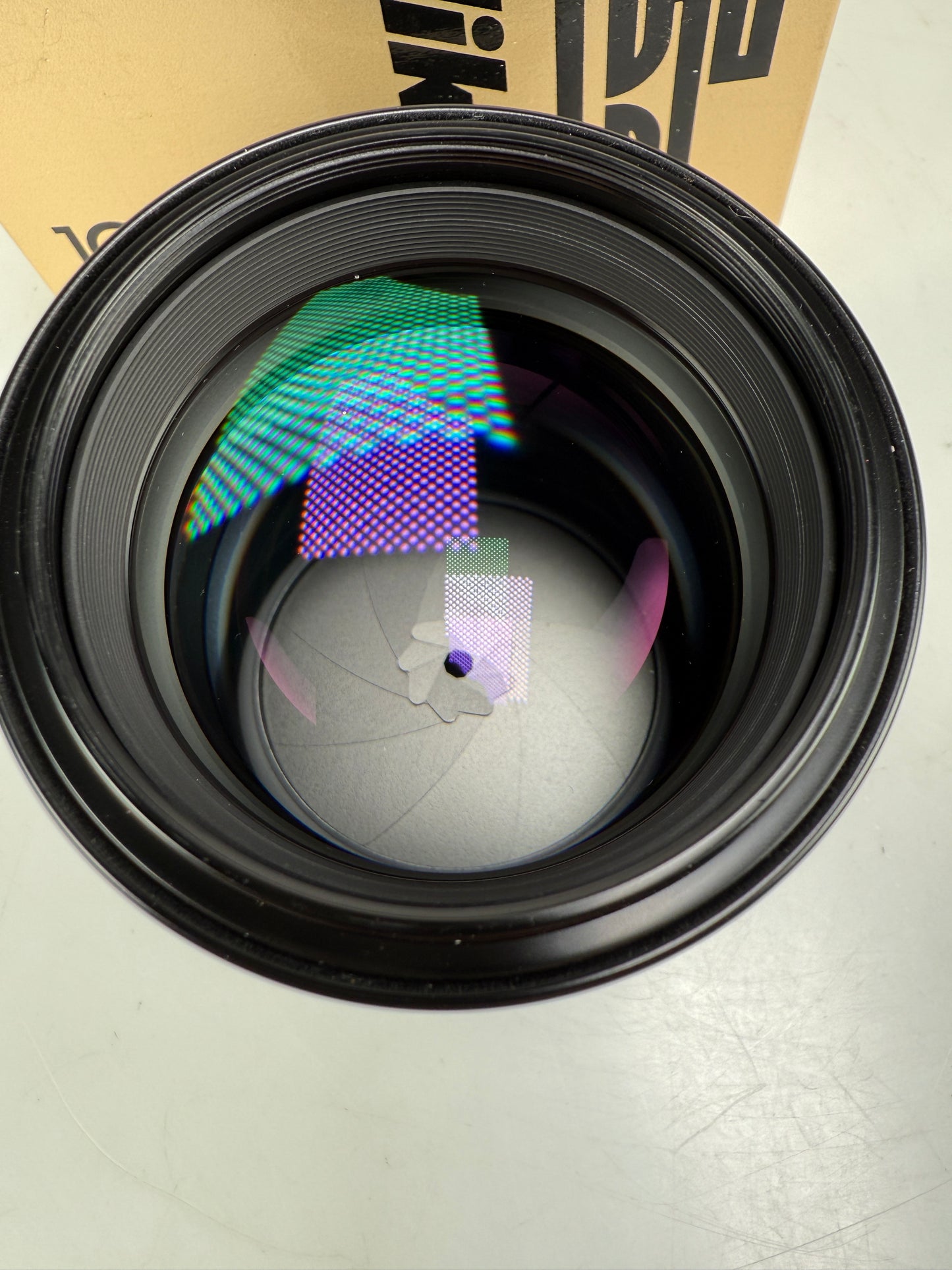 Nikon 105mm f1.8 AIS Telephoto Manual Focus Nikon F Mount Lens Ai-s