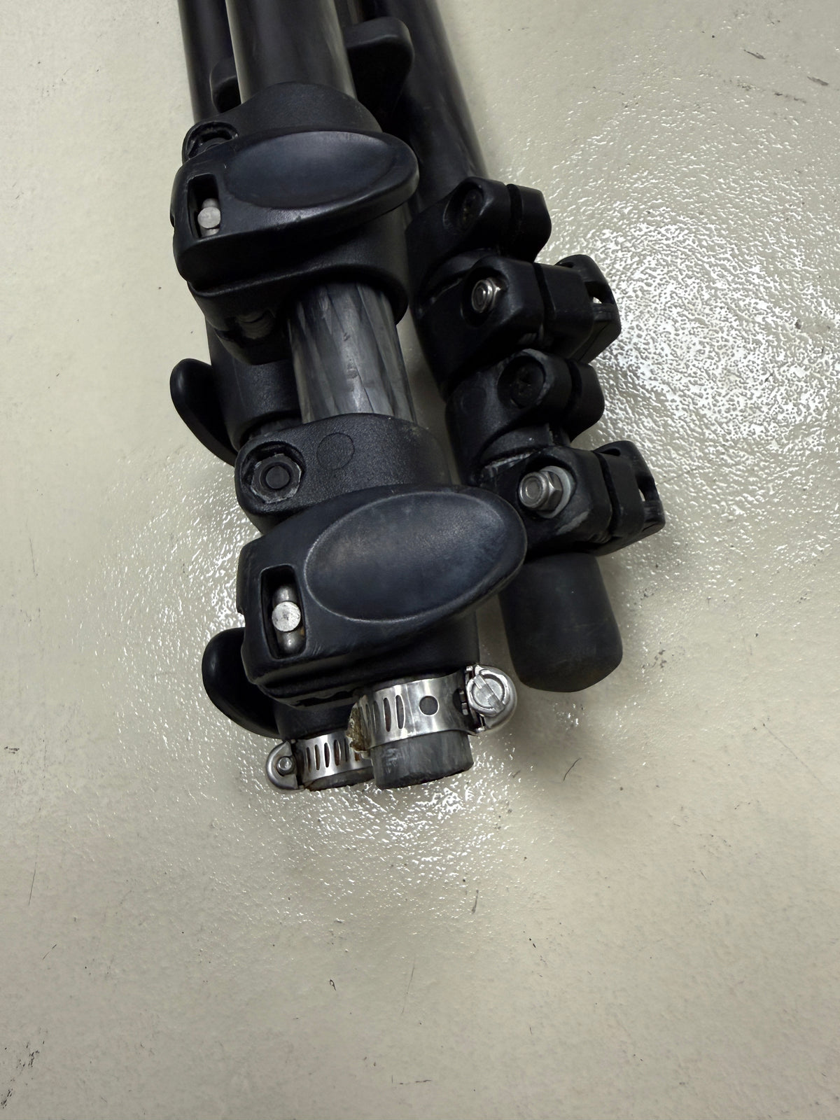 Manfrotto 190cx3 carbon fiber Tripod/ Manfrotto 484rc2 Tripod Head