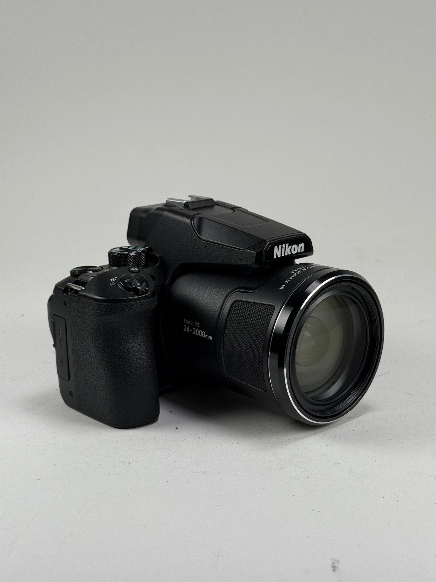 Nikon Coolpix P950 Digital Camera 83x Optical Zoom 16MP