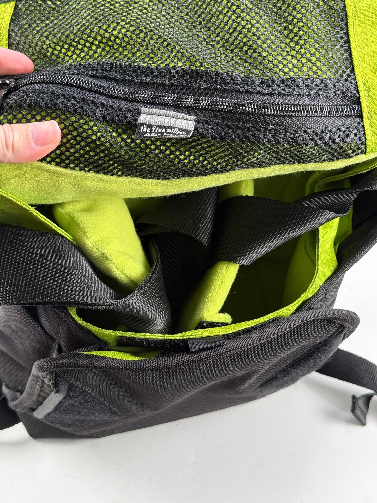 Crumpler “The five Million Dollar Home” Camera Shoulder Bag Black