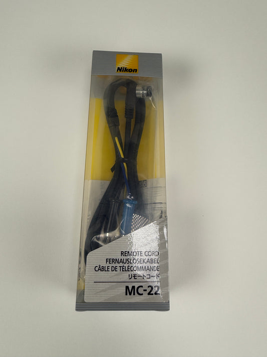 Nikon MC-22 Remote Cord NOS in OEM Box!