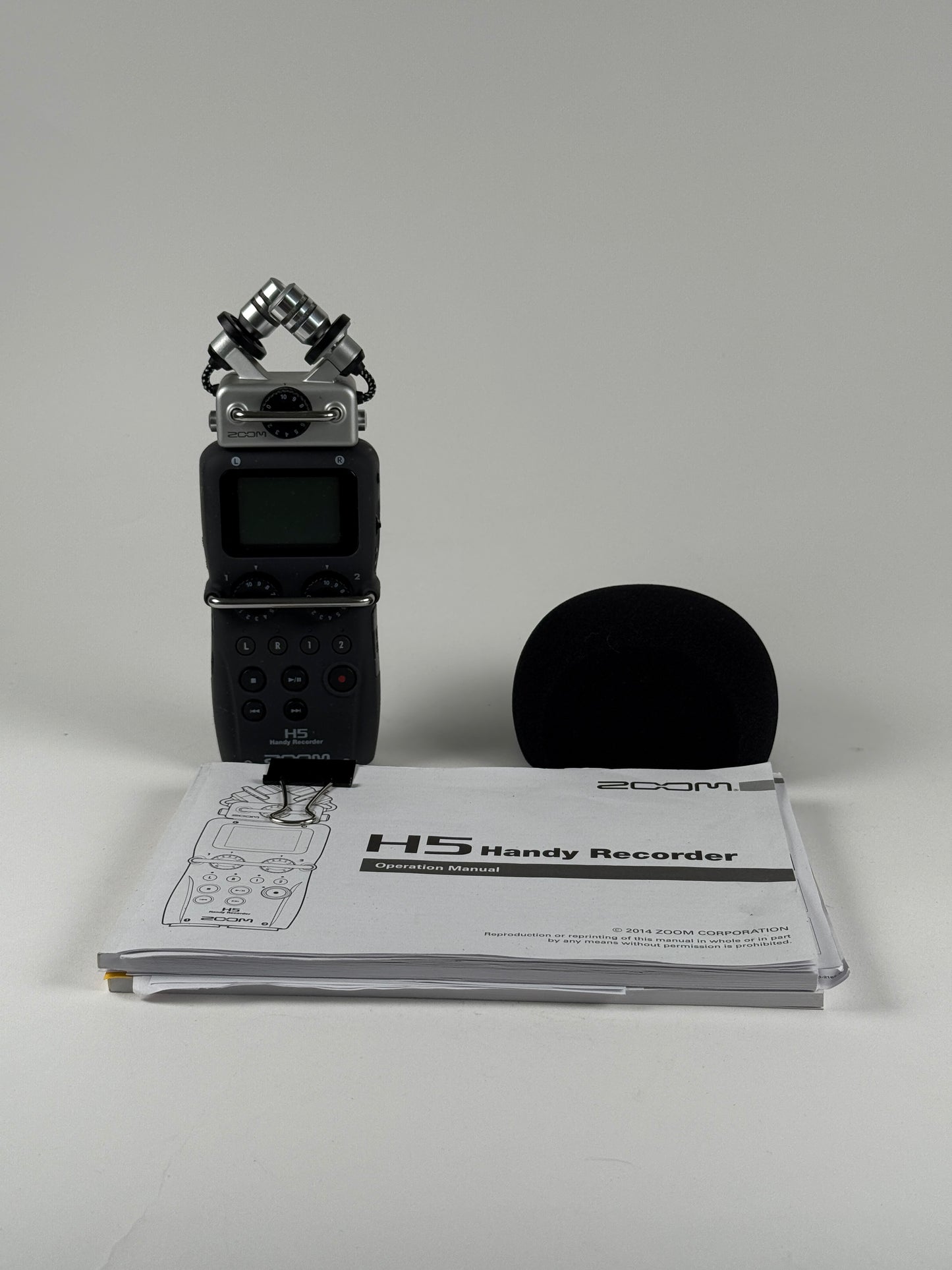 Zoom Linear PCM / IC Handy Recorder H5 w/ XYH-5 Microphone