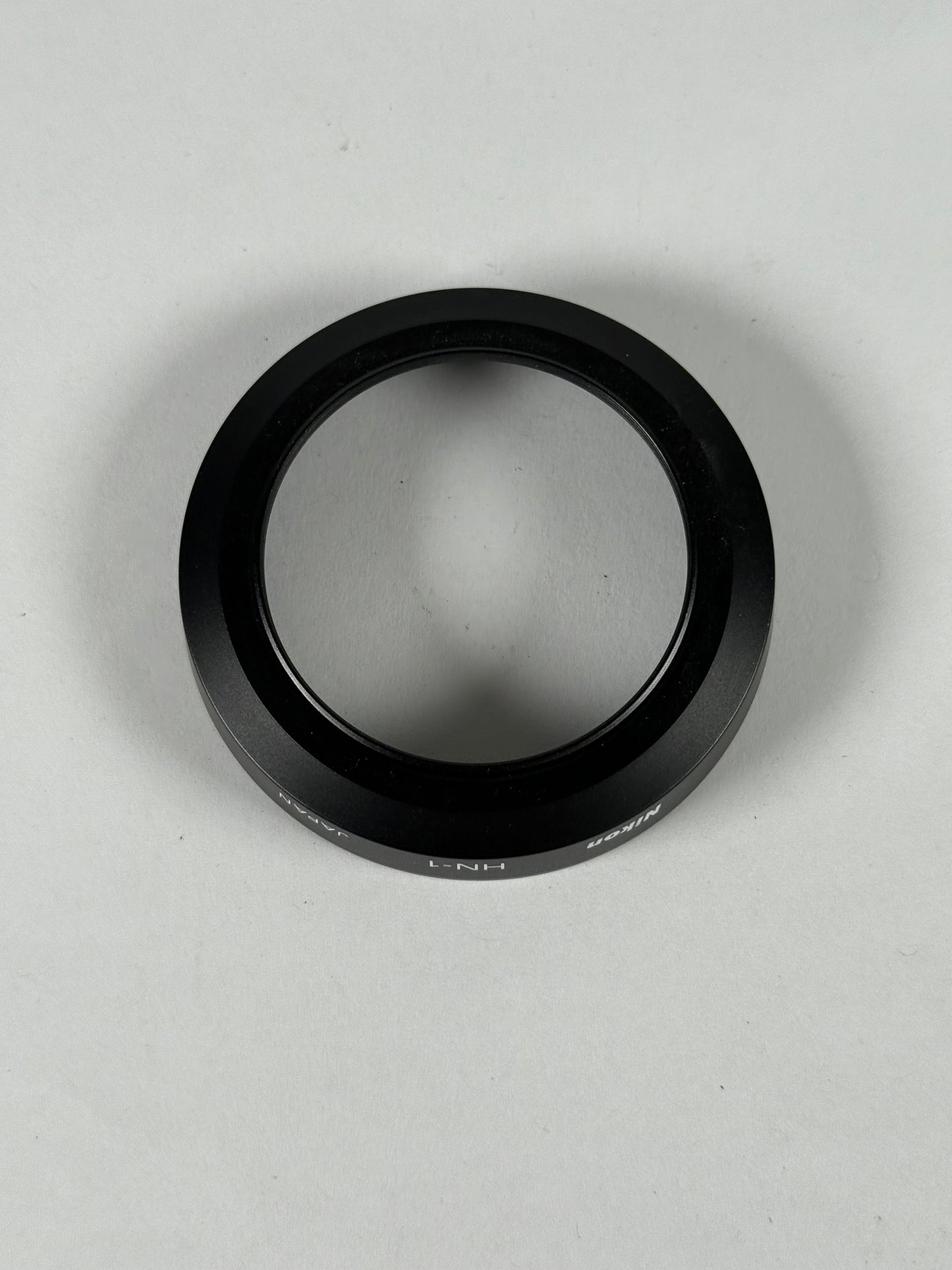Nikon HN-1 lens hood 24mm, 28mm, 35mm