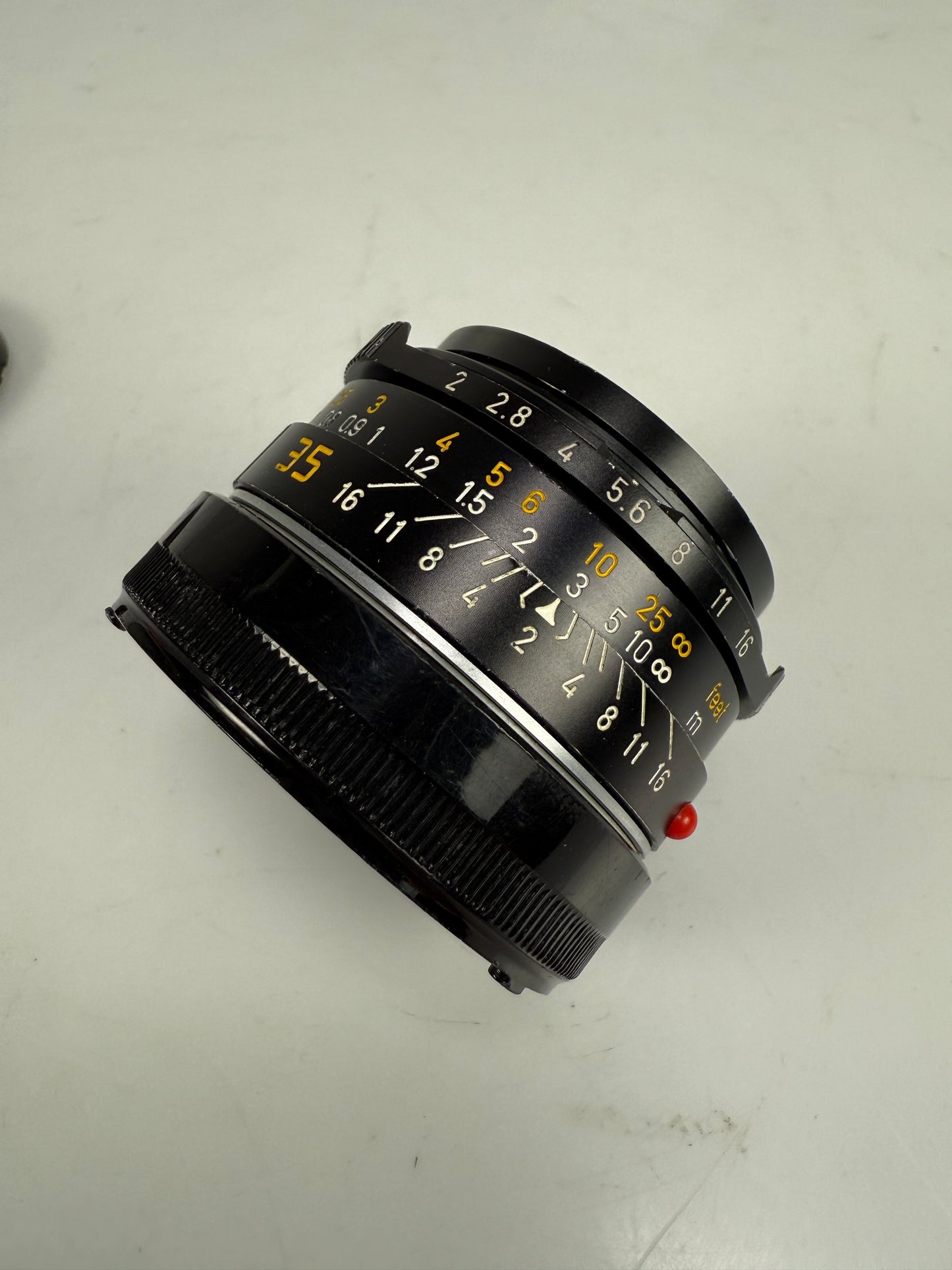 Leitz Leica Summicron-M 35mm F2 11310 version IV King of Bokeh V4