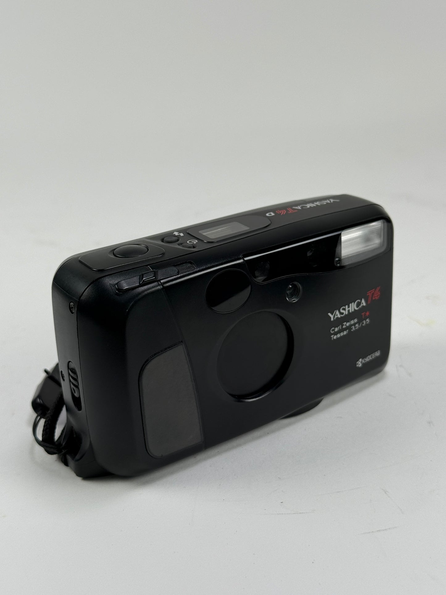 Yashica T4D T* Carl Zeiss 35mm F3.5 Len Camera black