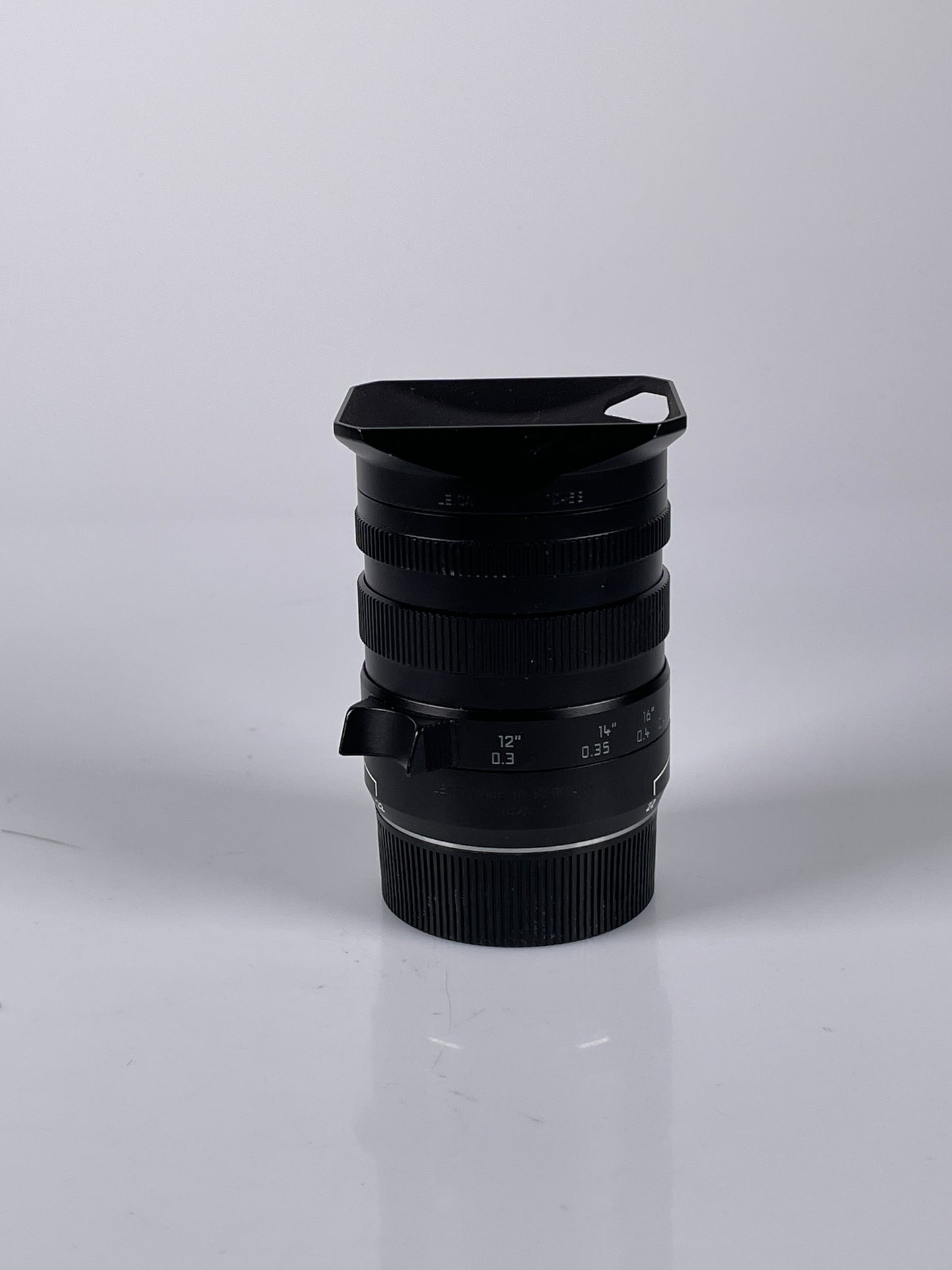 Leica 11626 16-18-21mm f4 Tri-Elmar-M ASPH 6-Bit Lens