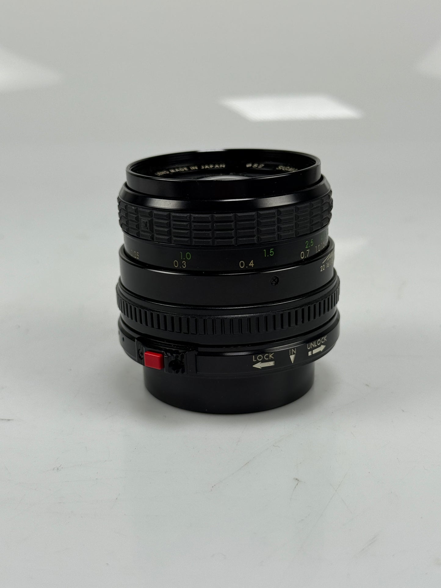 Sigma Mini Wide 28mm f2.8 Wide For Canon FD