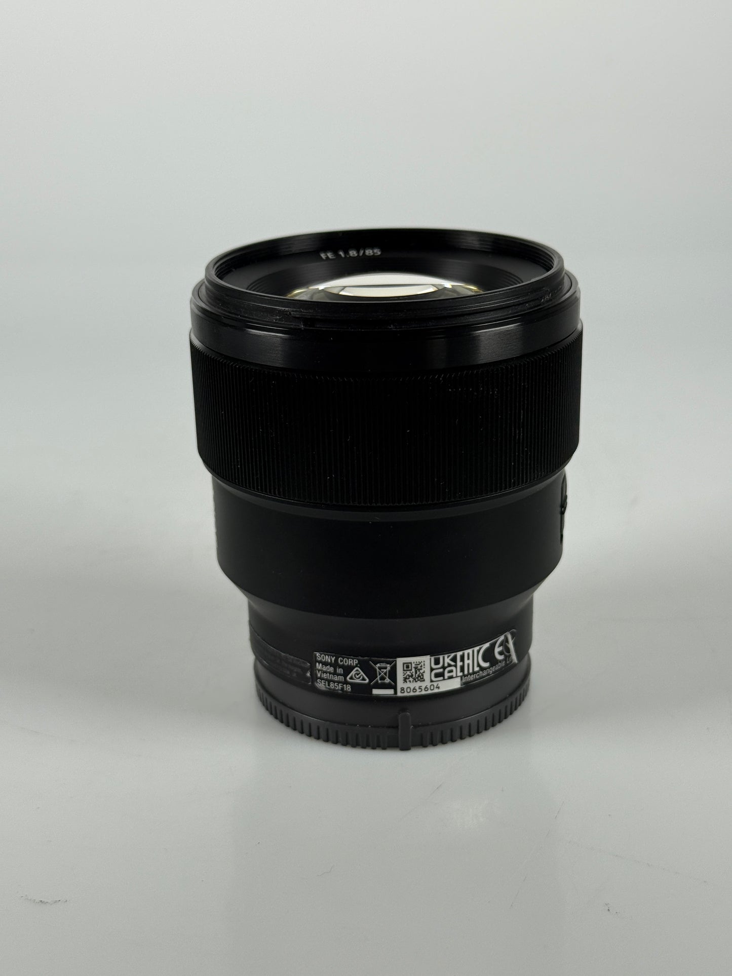 Sony FE 85mm f1.8 Lens