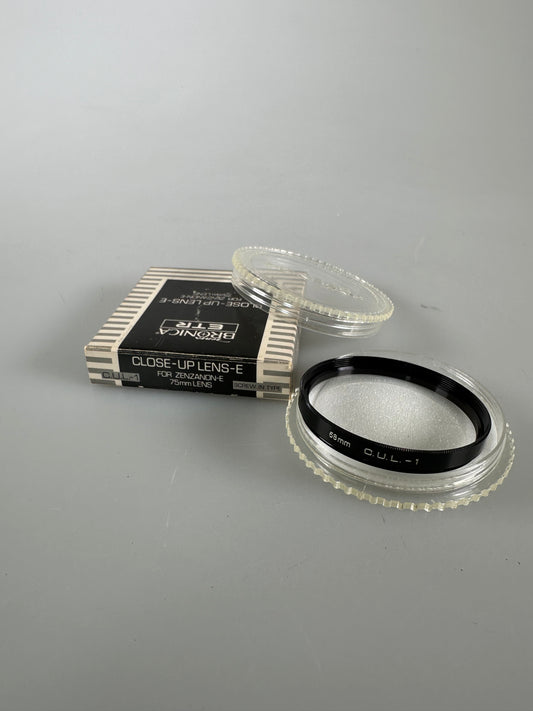 Bronica ETR Close- Up Lens- E (C.U.L.-1)  For 75mm Lens