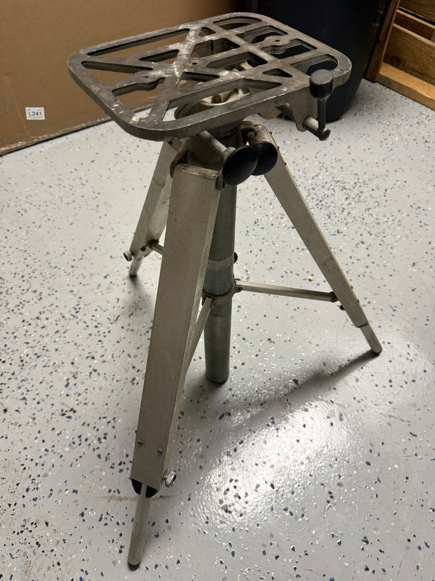 Vintage aluminum Bruneau's Pneumatic tripod model C Fox Products