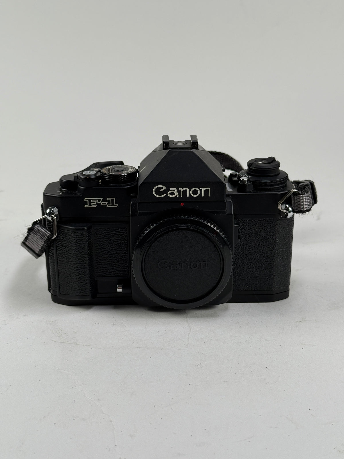 Canon F-1 New 35mm SLR Film Camera black Body with battery