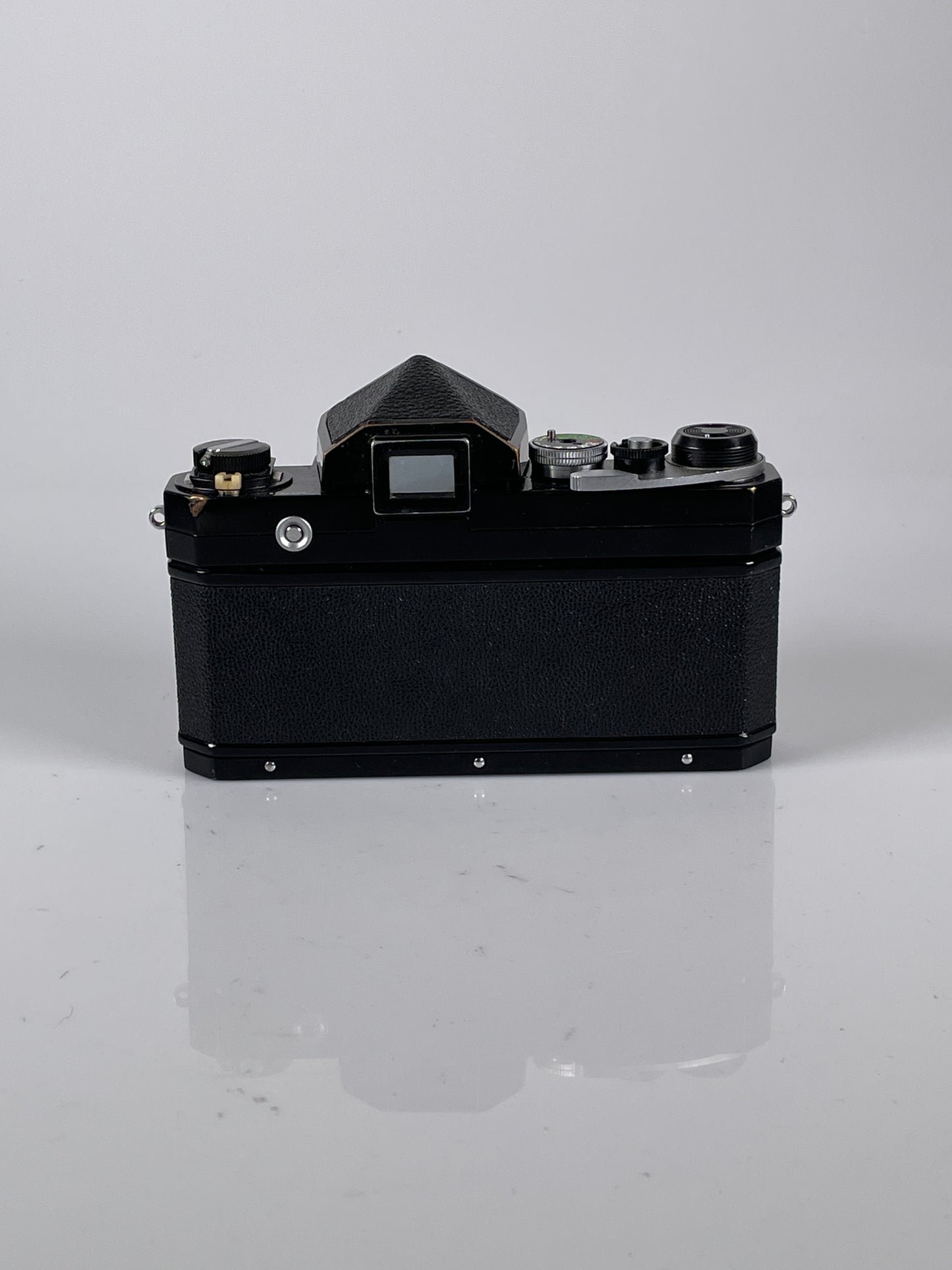 Nikon F Black body prism eye level finder 35mm film camera