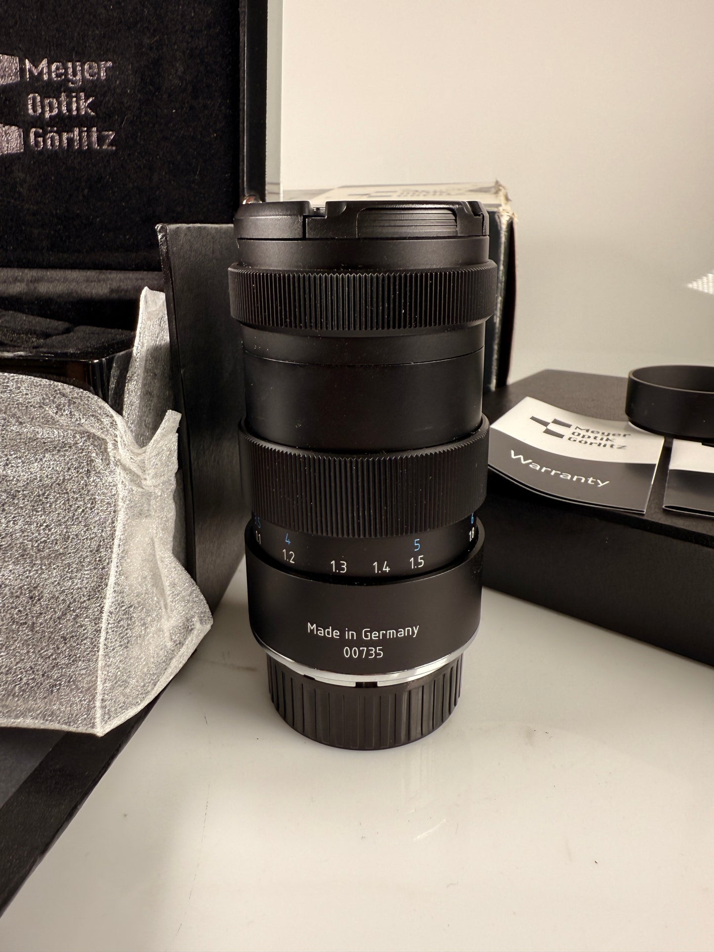 Meyer Optik Gorlitz Trioplan 100mm F2.8 Leica M lens