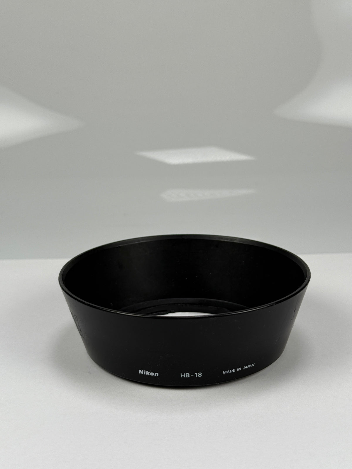 Nikon HB-18 Lens Hood for AF 28-105mm F3.5-4.5D IF