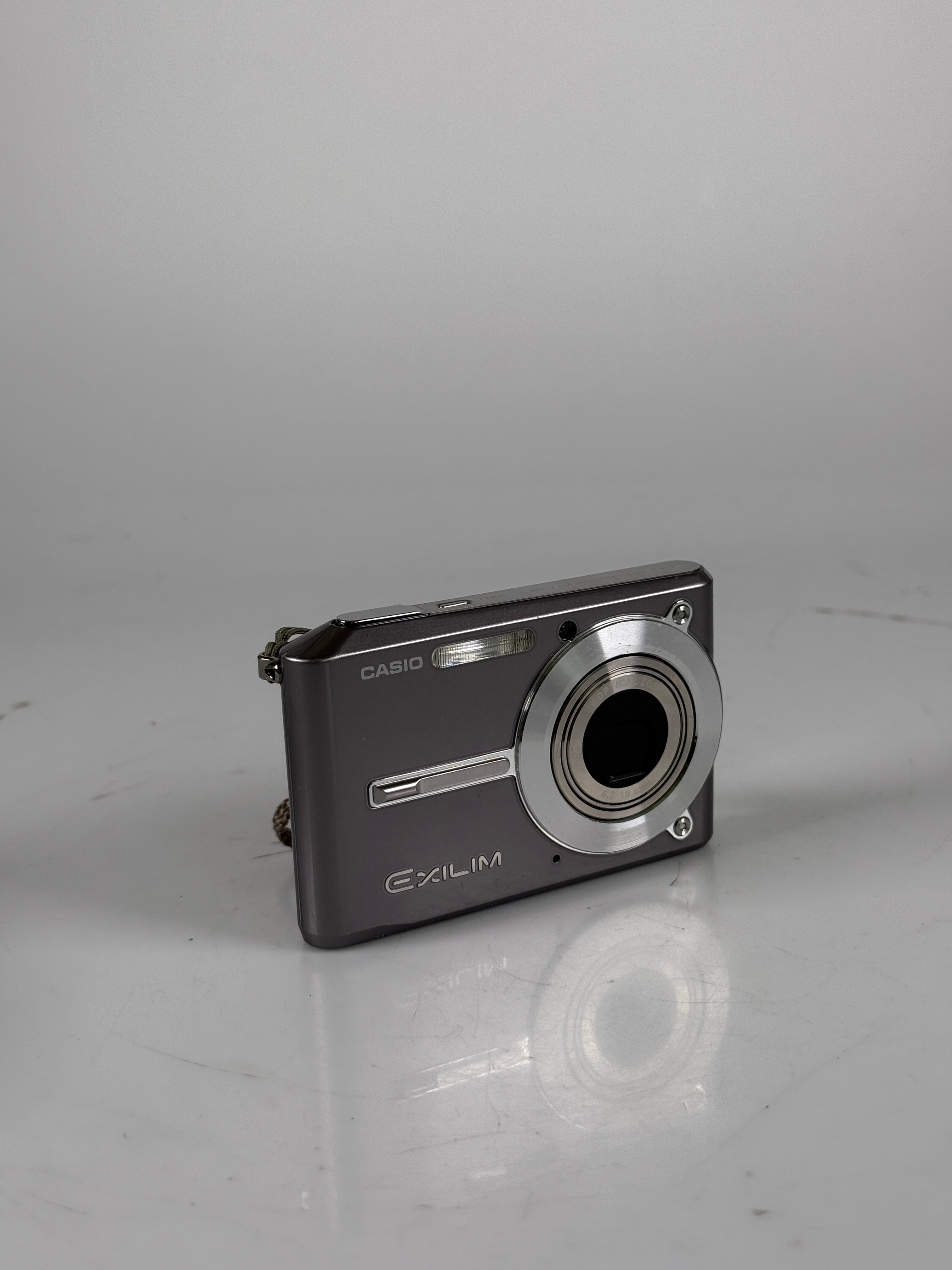 Casio Exilim EX-S500 5.0MP Compact Digital Camera Gray – Cardinal