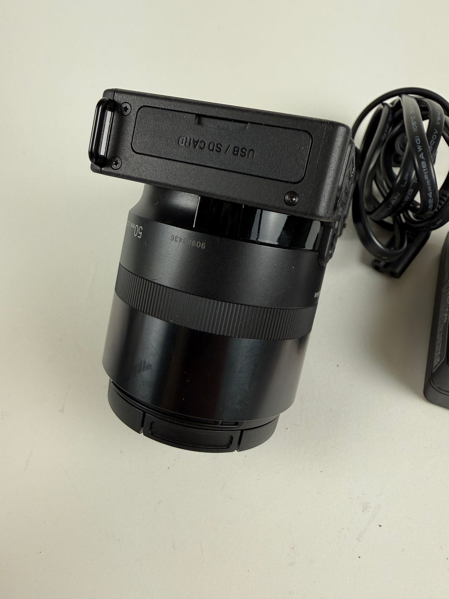 Sigma DP3 Quattro 29.0MP Digital Camera 50mm F2.8 Lens - black