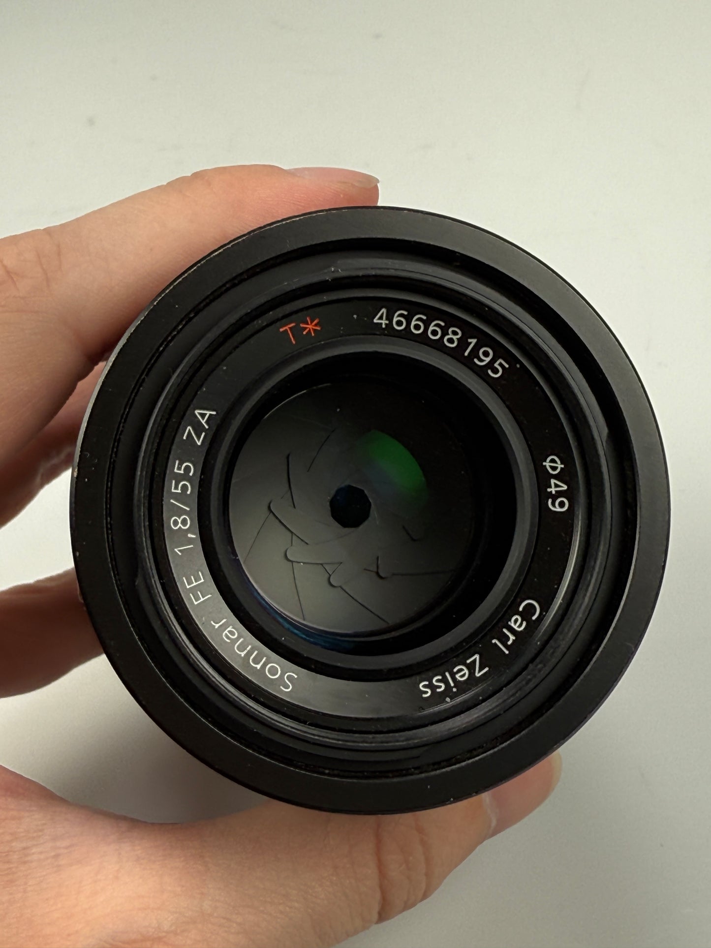 Sony FE E mount Carl Zeiss 55mm f1.8 ZA Sonnar T* lens