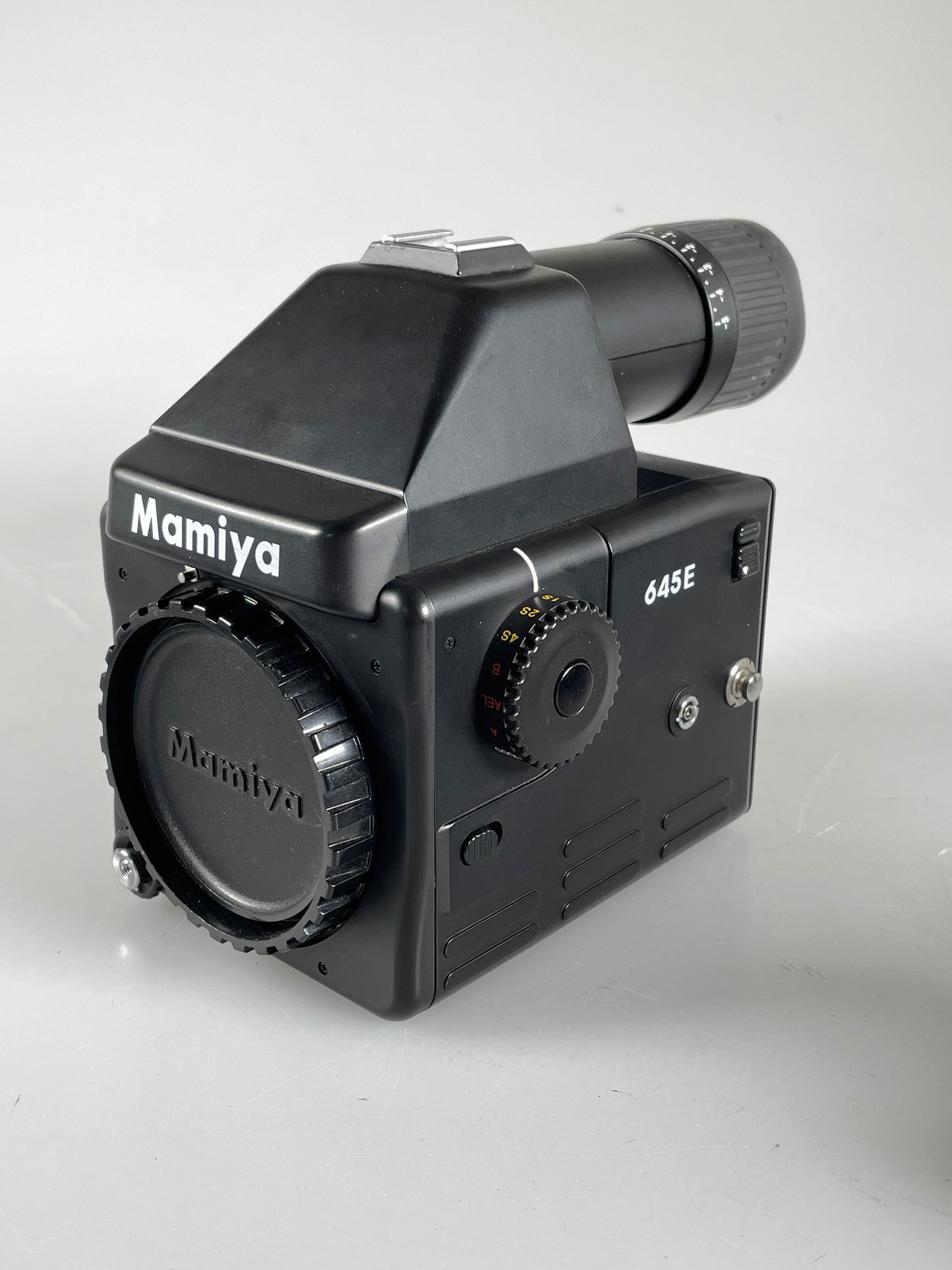 Mamiya 645E Medium Format Film Camera 6x4.5 Prism Finder, w/ 120 insert