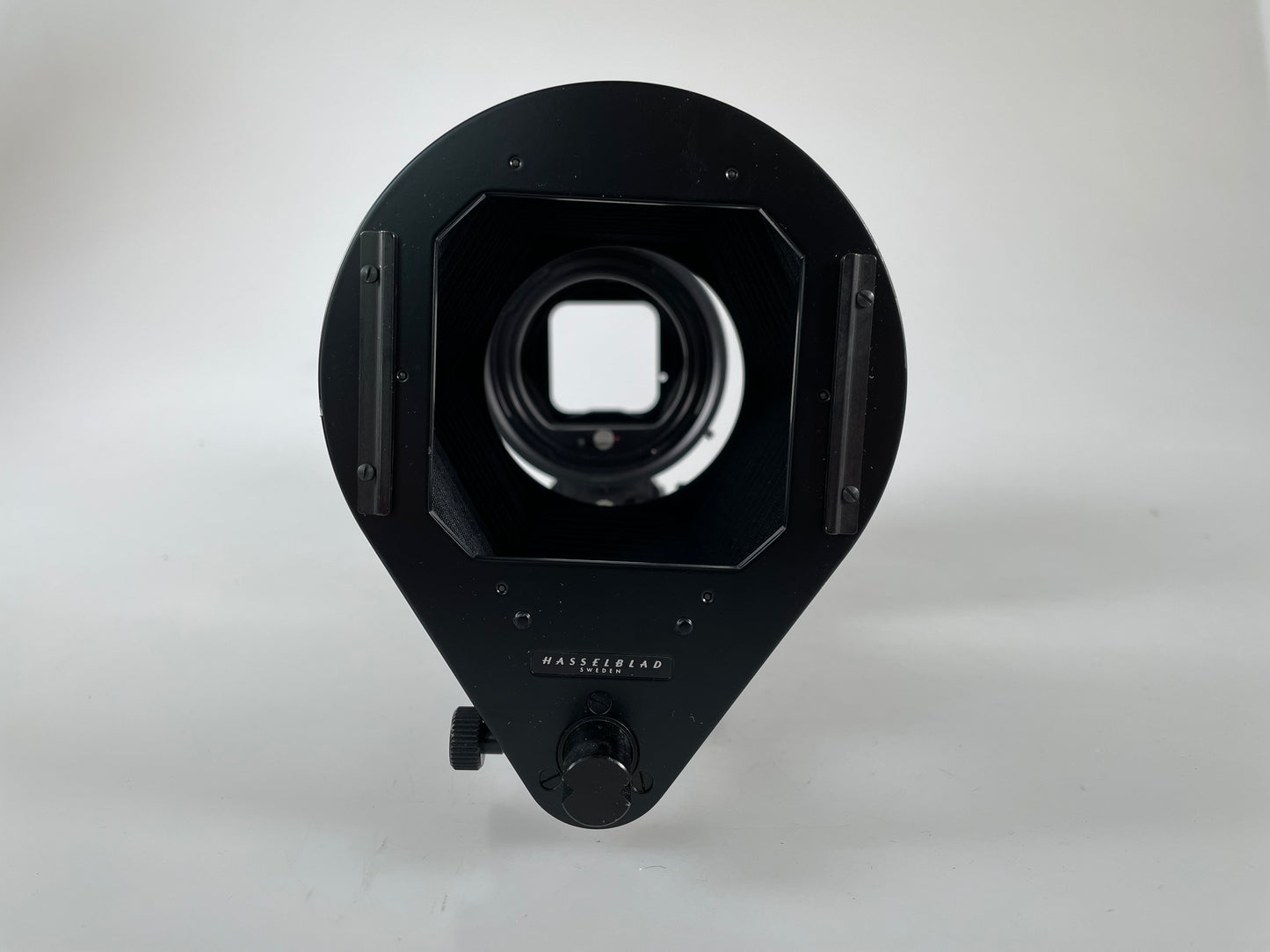 HASSELBLAD Automatic Bellows 135mm with shade