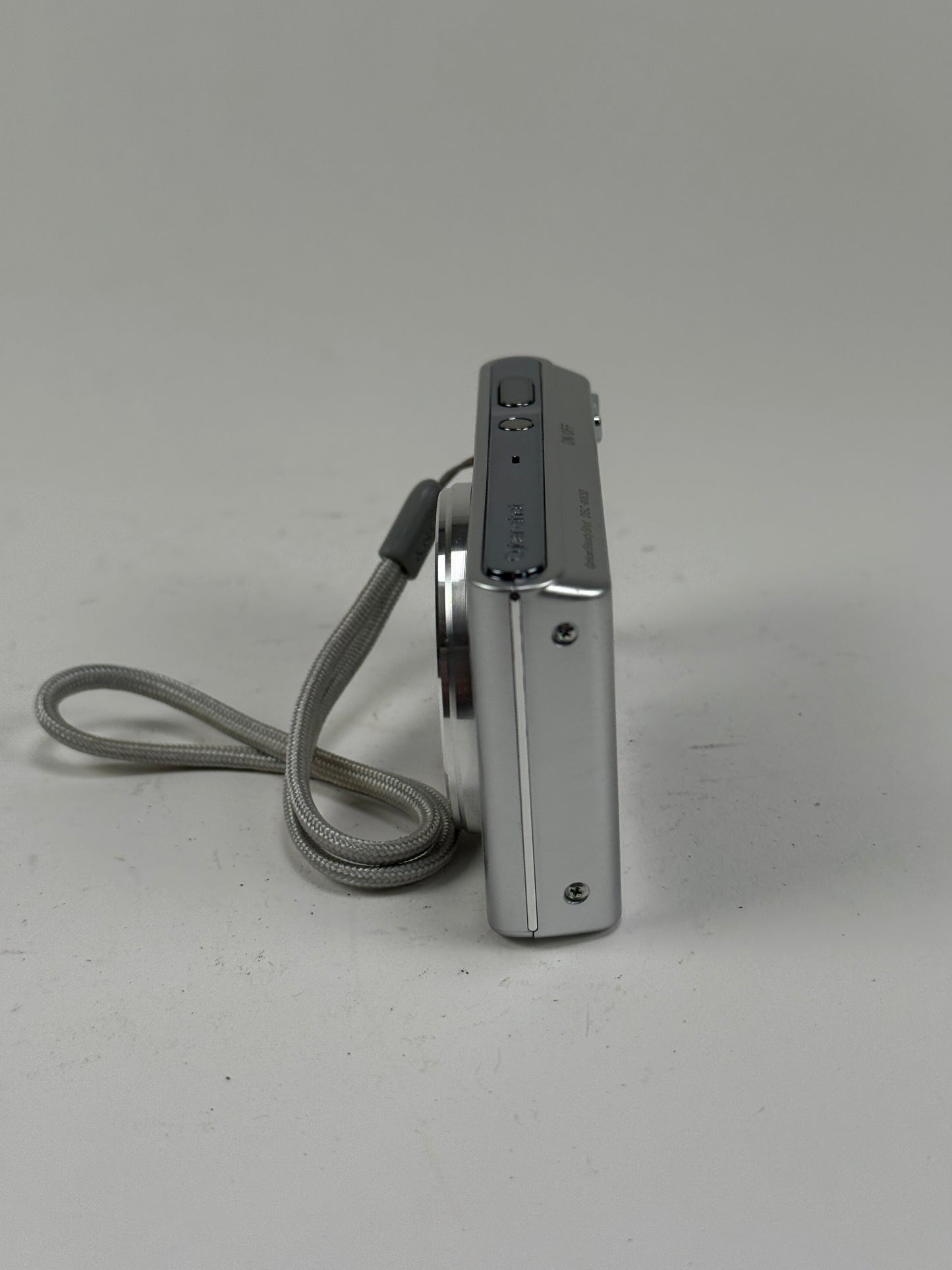 Sony DSC-W830 CyberShot 20.1MP Digital Camera 8x Zoom Silver