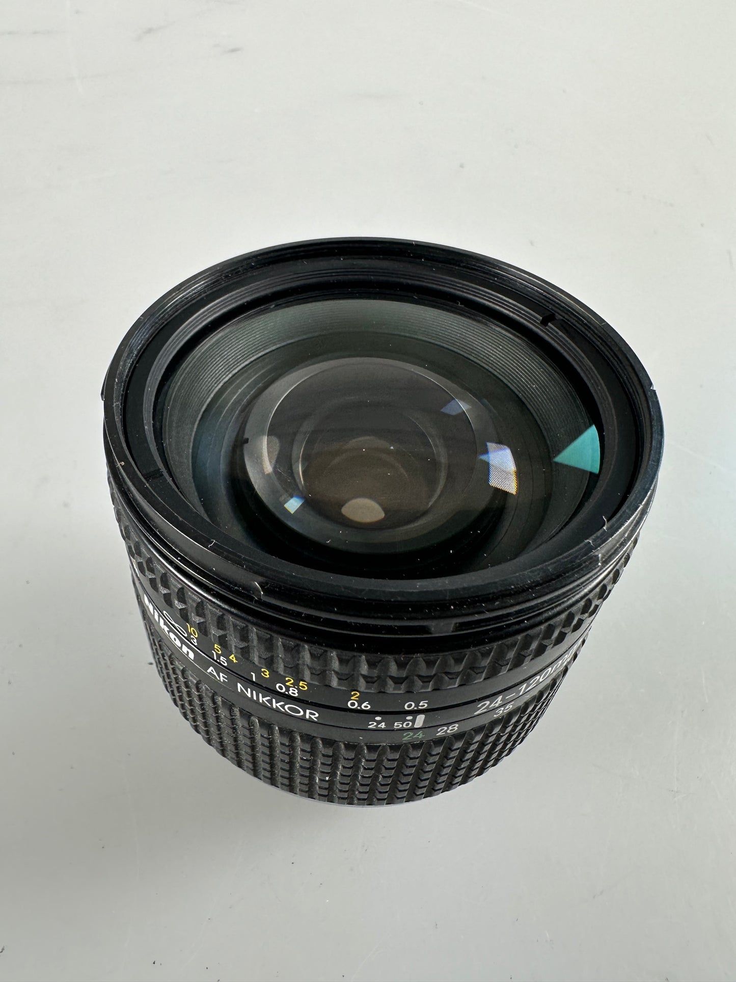 Nikon AF Nikkor 24-120mm F3.5-5.6 D Zoom Lens For F Mount