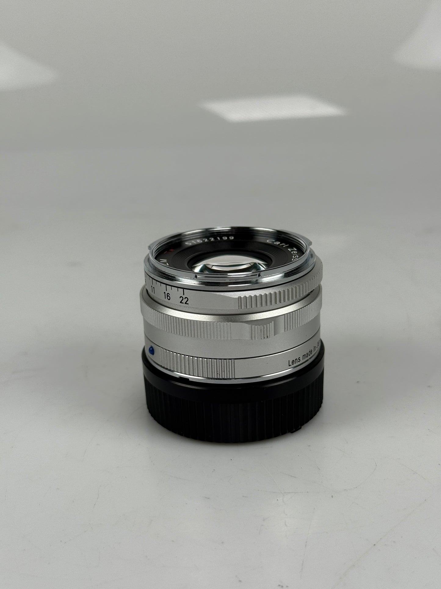 Carl Zeiss C Biogon 35mm f2.8 ZM Silver Chrome for Leica M