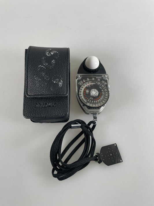 Sekonic L-398M Studio Deluxe II Light Meter exposure meter