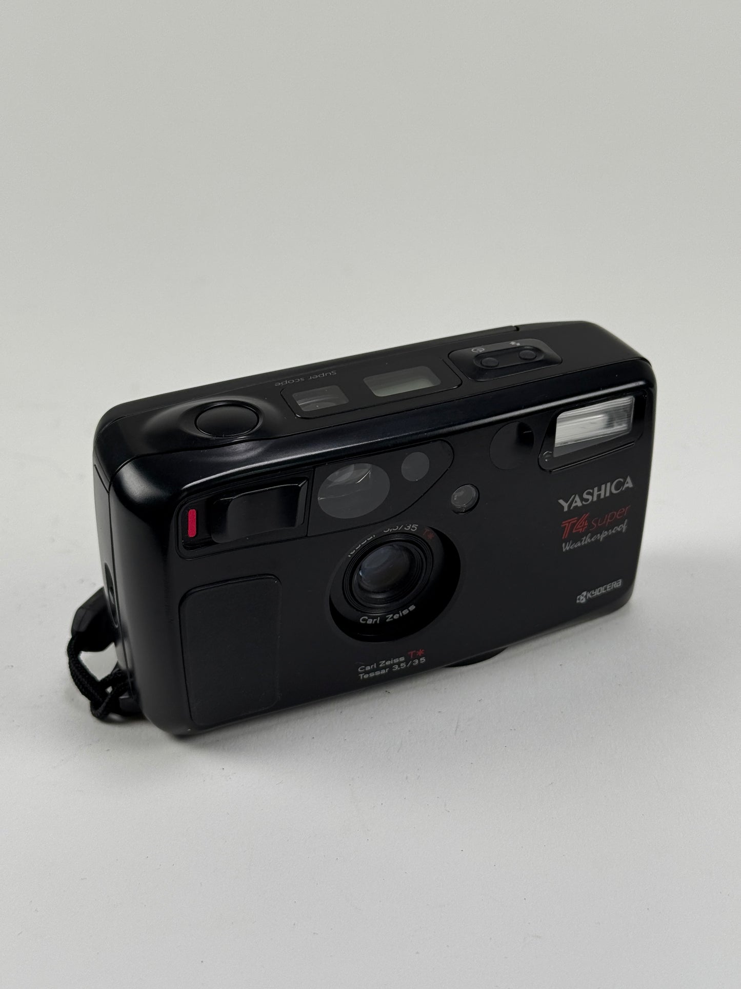 Yashica T4 T* Carl Zeiss 35mm F3.5 Lens Camera black