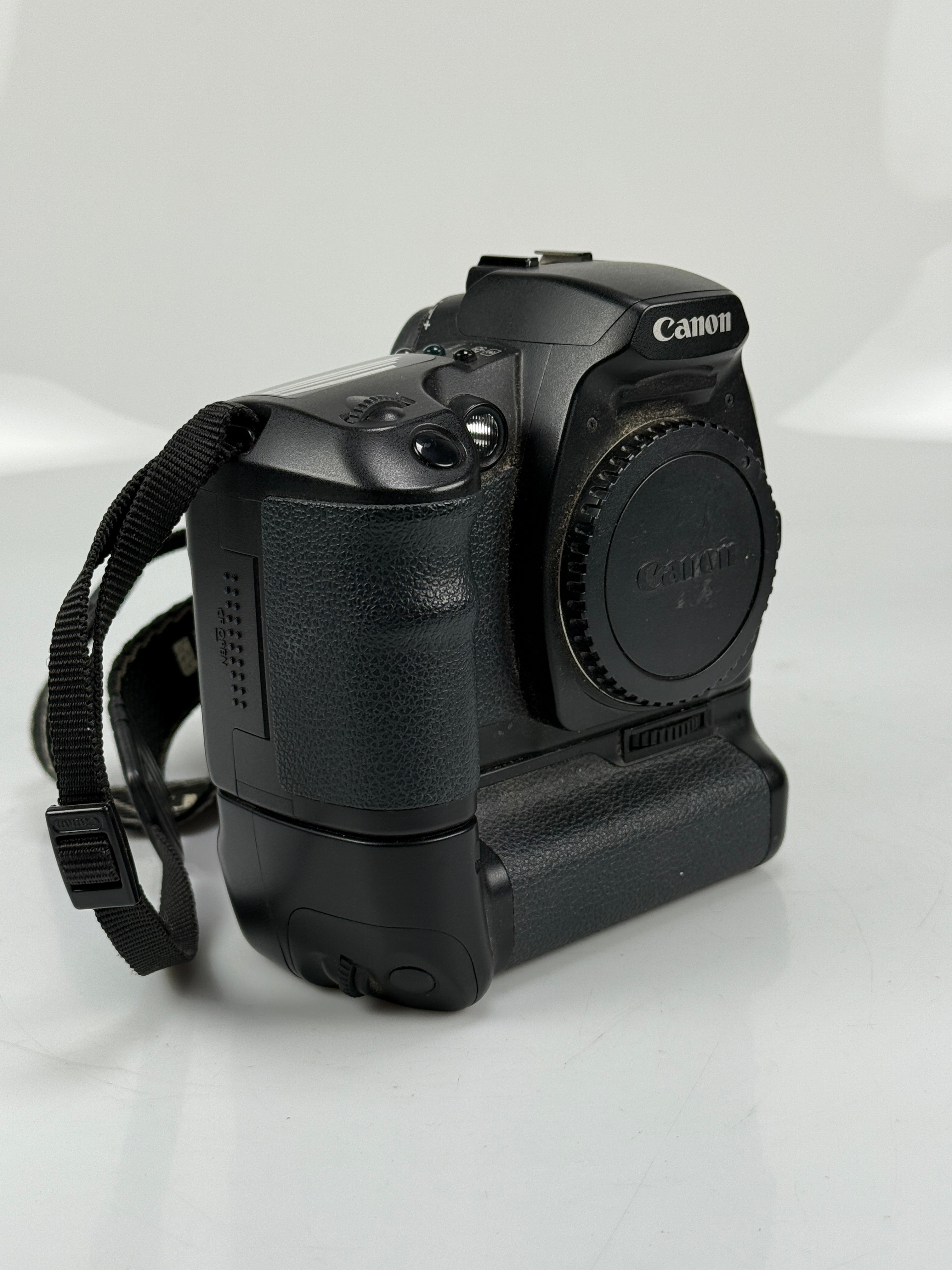 Canon EOS Rebel T5i SLR