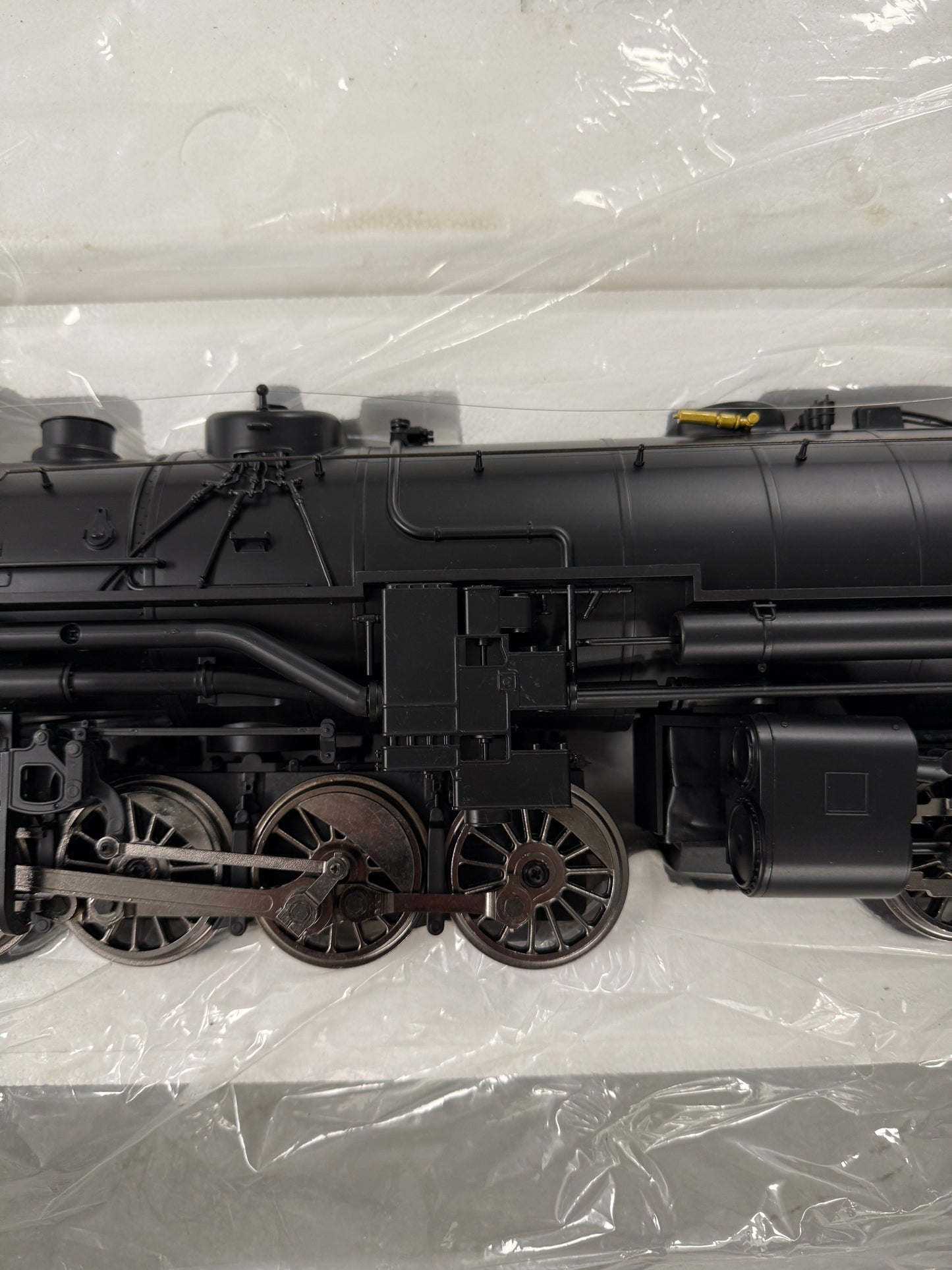 Aristo Craft Trains Pennsylvania Steam Locomotive G Scale with Tender smoke and sound