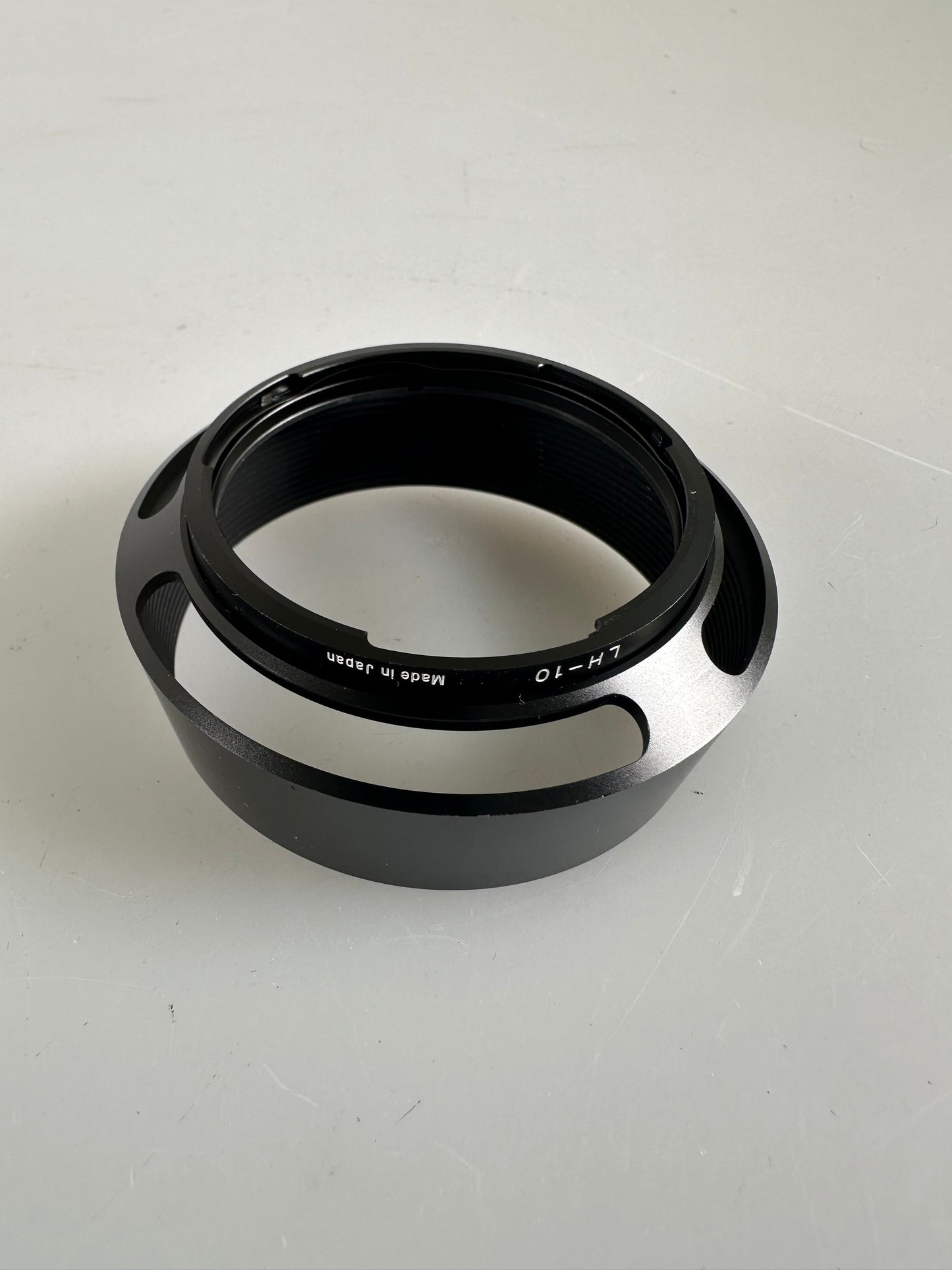 Voigtlander LH-10 Lens Hood for Nokton 50mm f1.2 VM Lens